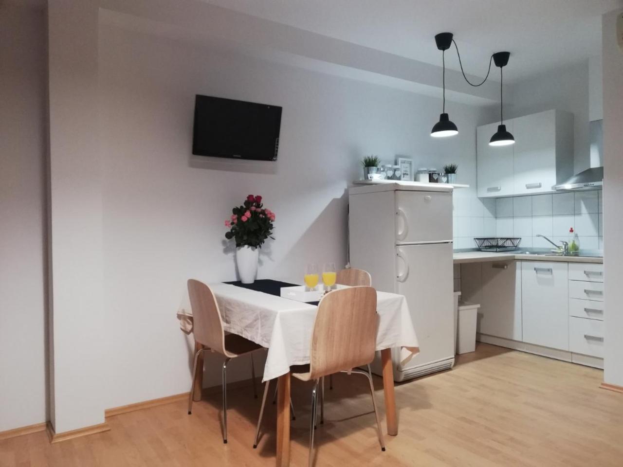 Studio C, Free Parking Пула Экстерьер фото