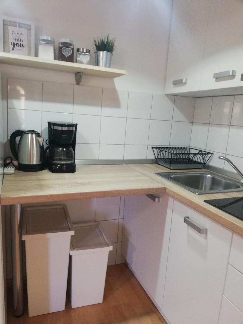 Studio C, Free Parking Пула Экстерьер фото
